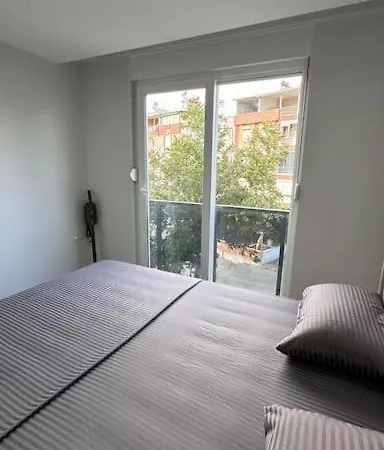 Konyaalti Merkezi Konumda Daire Apartament Antalya