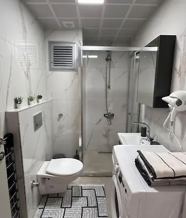Konyaalti Merkezi Konumda Daire Appartement