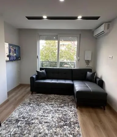 Konyaalti Merkezi Konumda Daire Appartement *